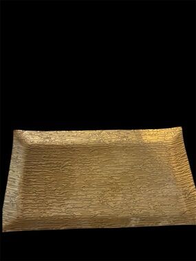 Gorgeous gold textured serving tray.